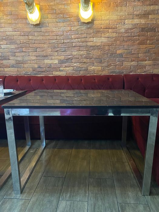 столы мраморные 4шт