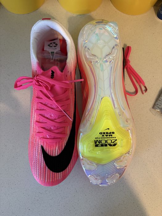 ghete de fotbal superfly si mercurial
