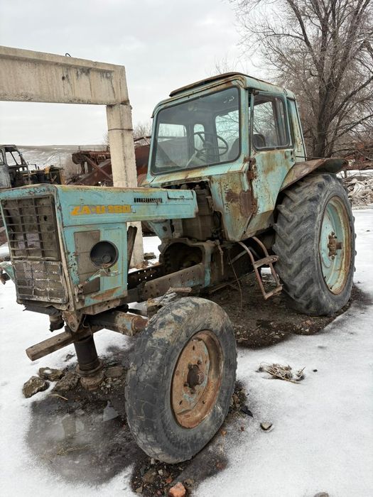 Продам трактора и комбайны