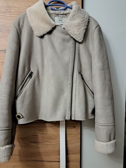 Дамско яке еко кожа, с модерна,младежка визия,неутрален сив цвят