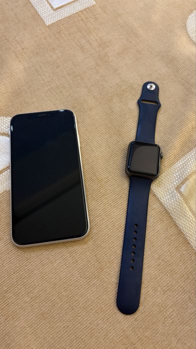Iphone XR и Apple Watch Series 1