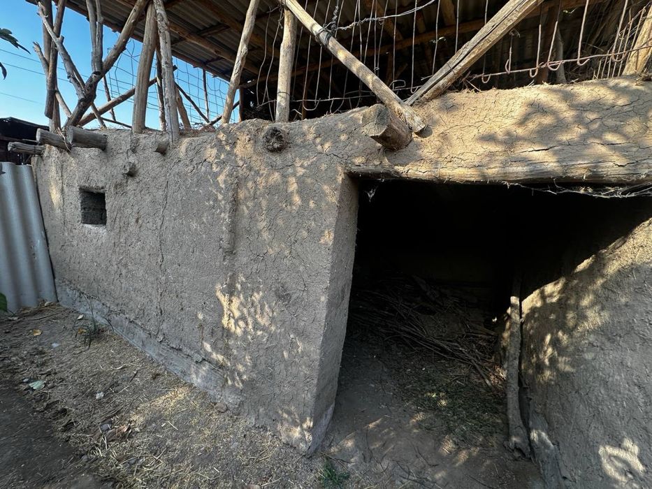 Uy sotiladi 4,5 -Sotax