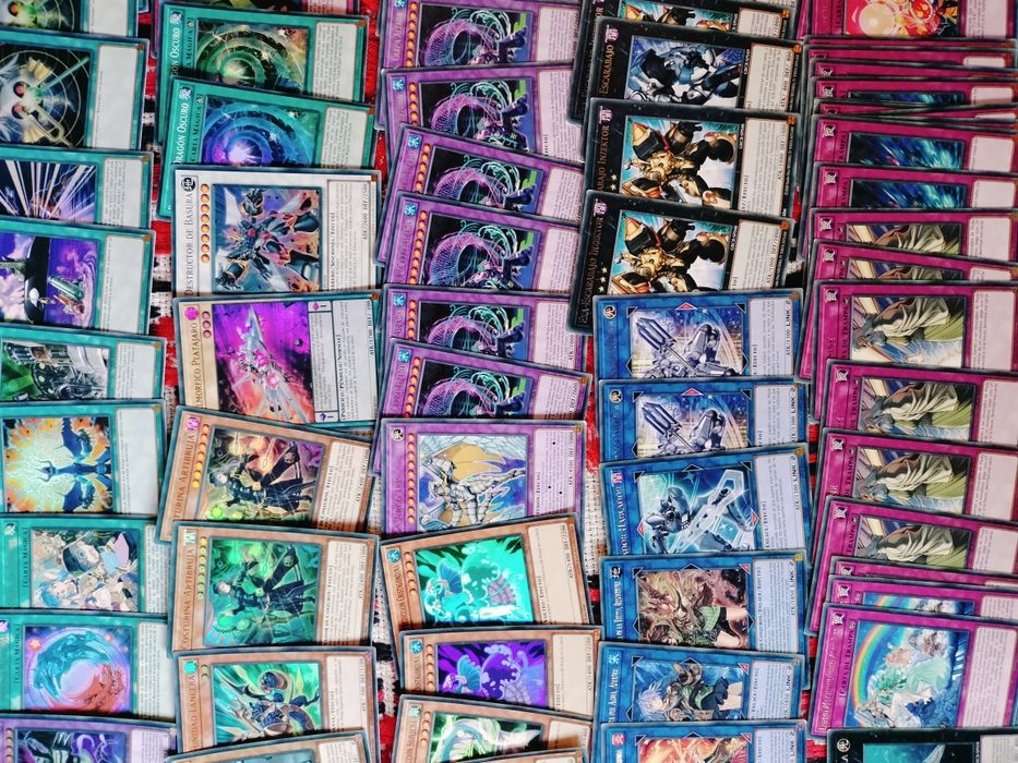 Lot 437 cărți Yu-Gi-Oh! originale (negociabil) în spaniola
