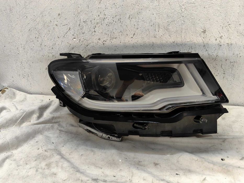 Оригинален фар Jeep Compass Xenon Led