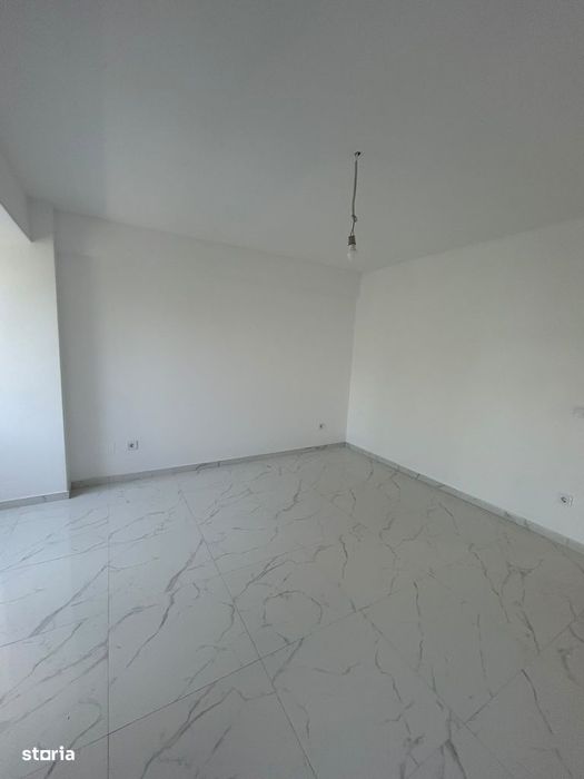 Apartament cu 2 camere - zona Hlincea