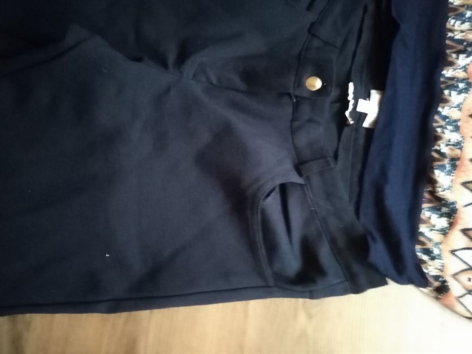 Дамски тъмносин клинпанталон с блузкa