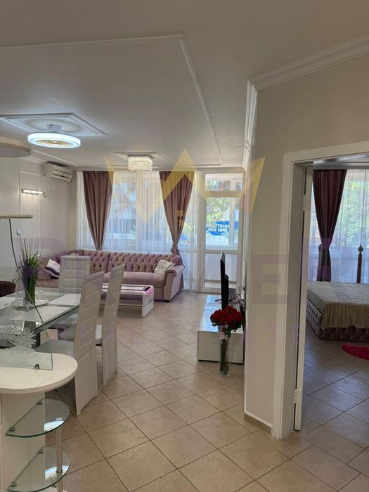 Продава се Двустаен апартамент в к.к. Слънчев бряг - 74 кв.м за 1757 €/кв.м - Снимка #3