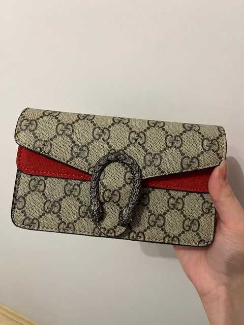 Чанта Gucci - нова