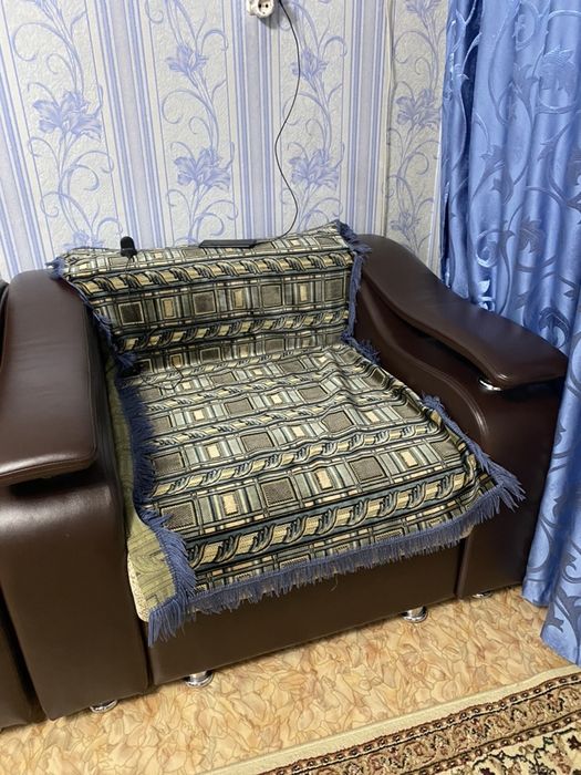 Продам диван и кресло