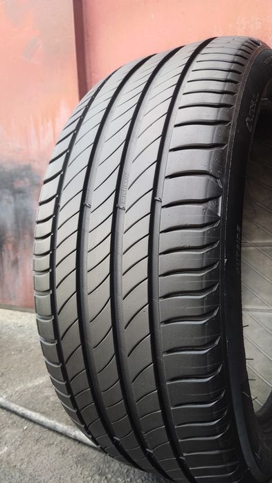 1брой лятна гума 235/45/18 Michelin Primacy 4 
dot0724
7+mm