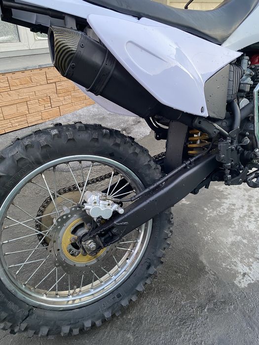 Эндуро 250 кубов