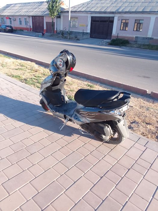 Мопед М8 150 куб срочна