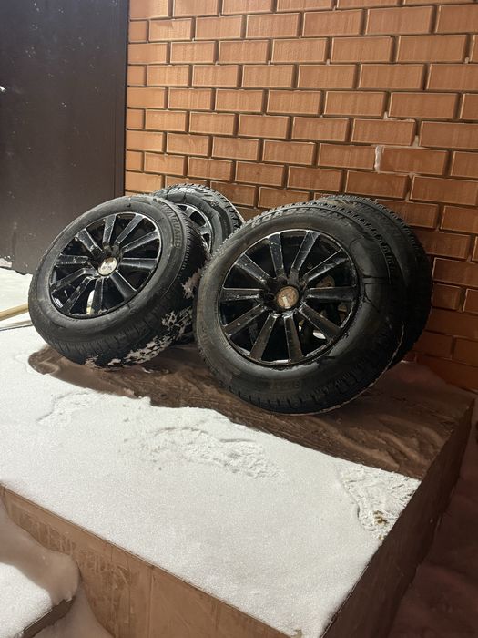Продам шины зимние с дисками или обмен
