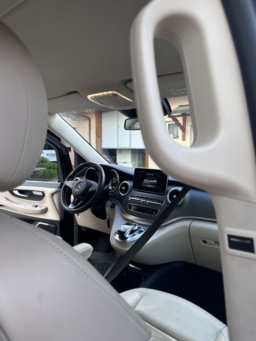 Mercedes-Benz V-Class 220d 2019 – 7 locuri, stare excelentă, 128.000 km reali