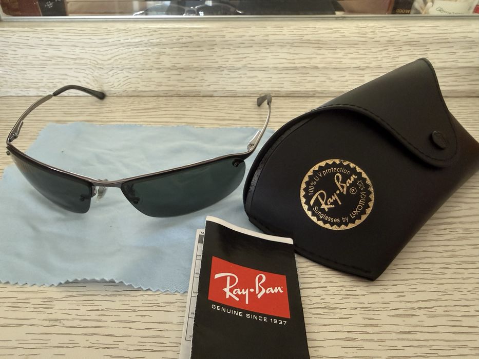 Солнцезащитные очки Ray-Ban