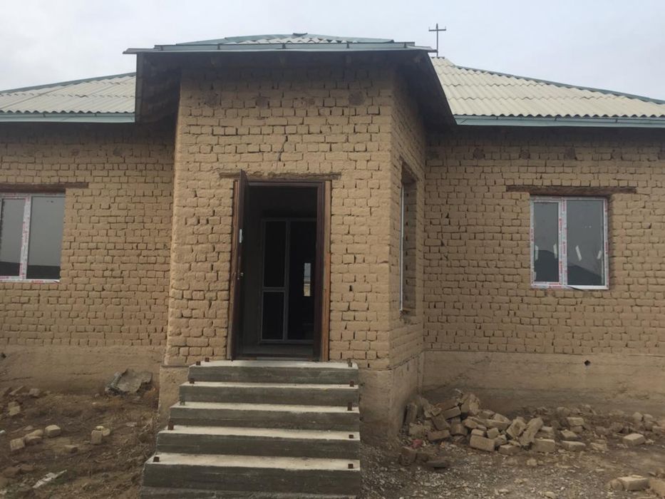 шұғыл түрде Үй сатылады! үй 5 бөлмелі!