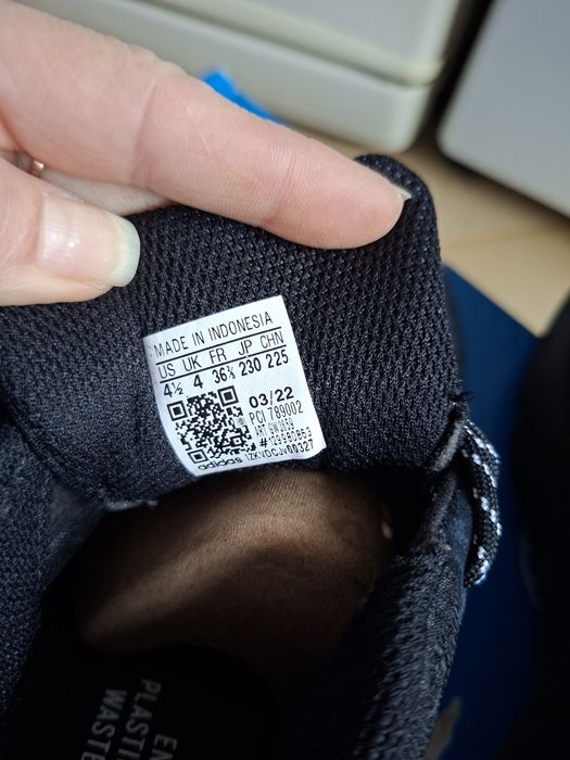 МАРАТОНКИ Adidas zx  22 j 36,5