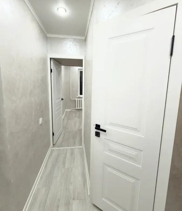 продам 2-х ком. 46кв. 5мкр. 4-этаж