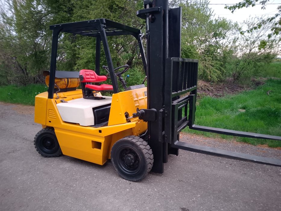 Stivuitor motostivuitor 2,5 tone