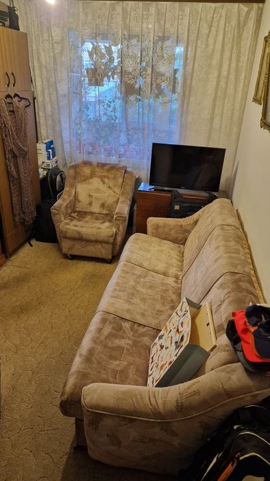 Canapea extensibila si 2 fotolii comode