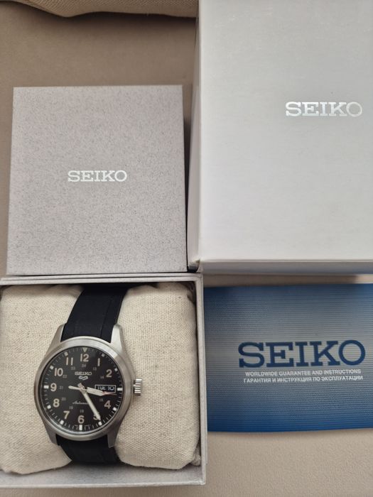 Механические часы Seiko.