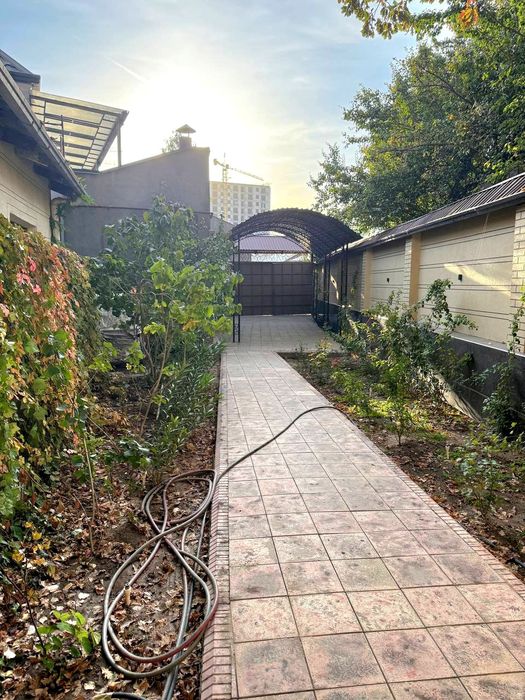 Дом Цалковского,  Никитина,  метро Буюк Ипак Йули Ориентир