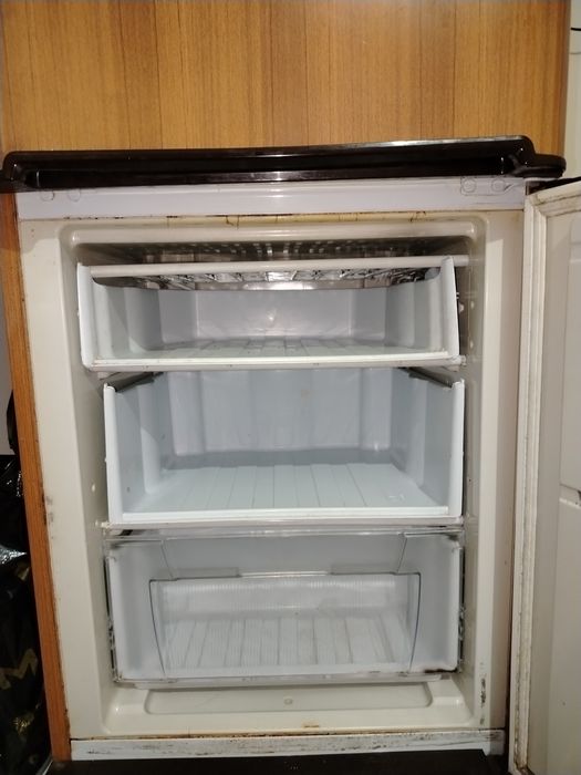 Продаю холодильник Indesit в хорошем состоянии