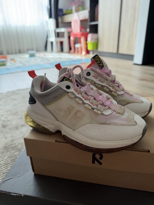 Кросски для мальчика 2 пары