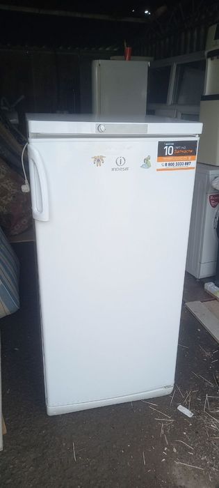 Срочно продам холодильник