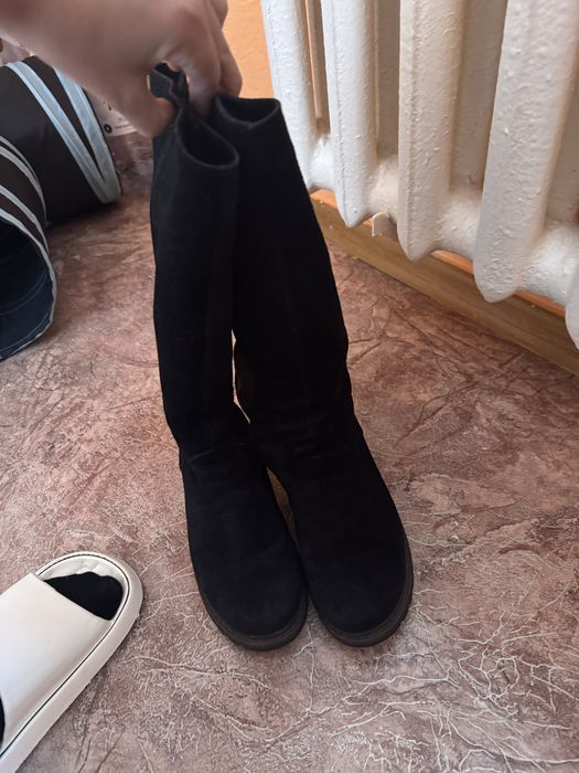 Зимние кожаные сапоги