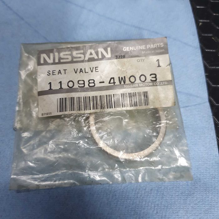 Оригинални клапани и легло за глава Nissan VQ35DE