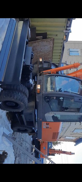 Экскаватор колесный Hitachi ZX210W-3