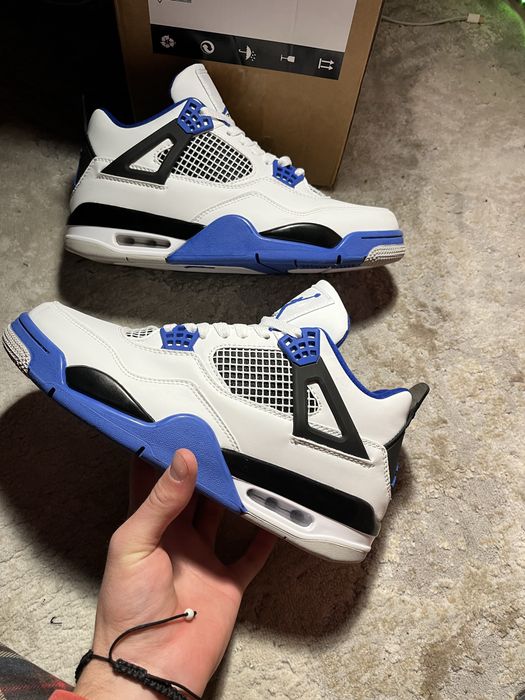 Jordan 4 marimea 43