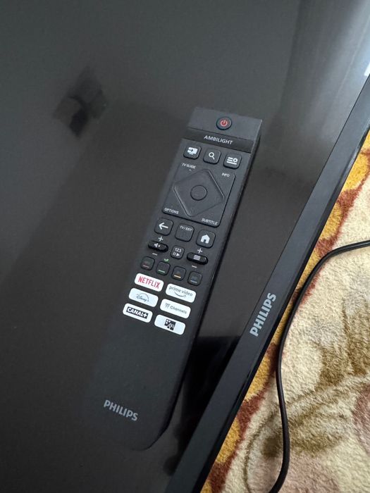 televizor Phillips QLED 4K 108cm ambilight