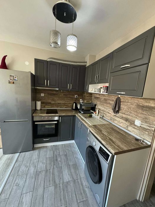 Продава се Двустаен апартамент в Търговище, Център - 56 кв.м за 1357 €/кв.м - Снимка #1