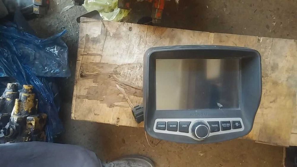 Kompyuter excavator Hyundai 140 ga