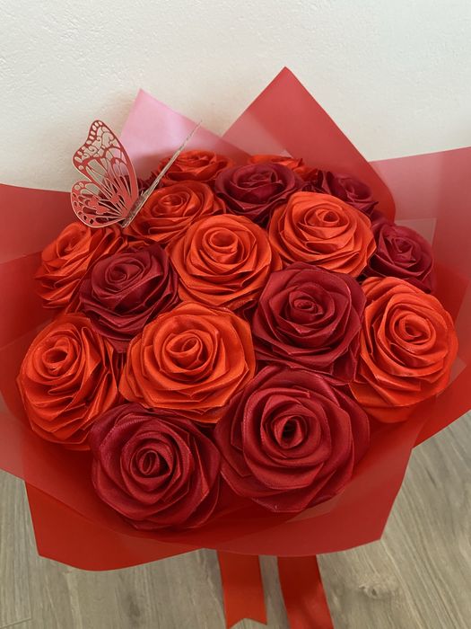 Buchet din satin