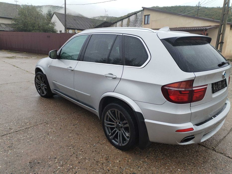 Dezmembrez BMW X5 E70 M57 N57