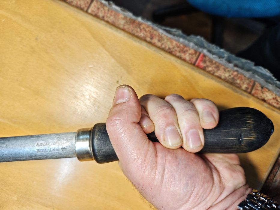 Професионален масат F. DICK (Made in Germany) с подсилена букова дръжк