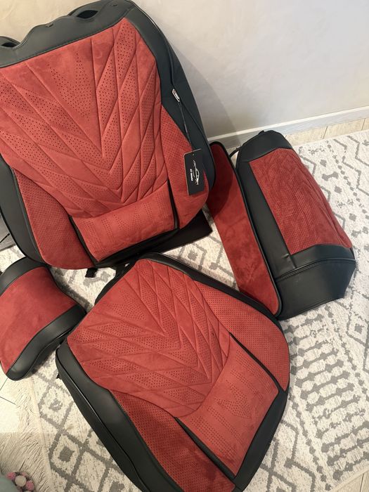 Продам Чехлы новые уневерсальные!