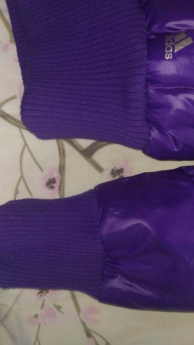 Продам куртку, пуховик Adidas