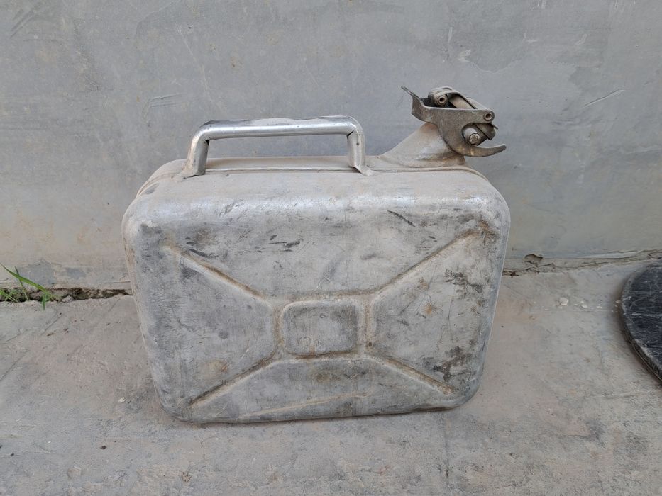 Канистра алюминиевая