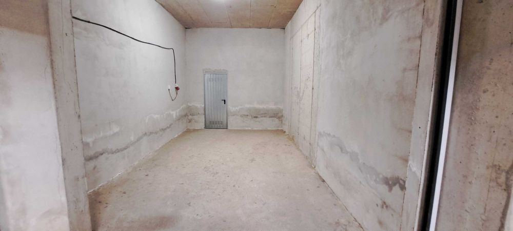 Гараж под наем в Малинова долина