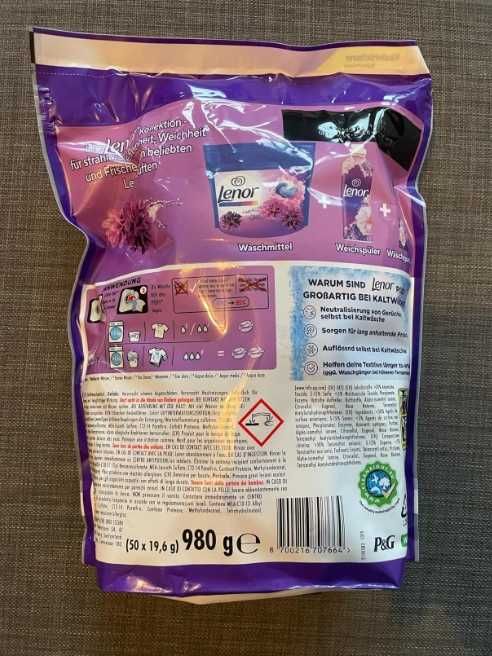 капсули Lenor Pods Blütentraum Colour 50 броя