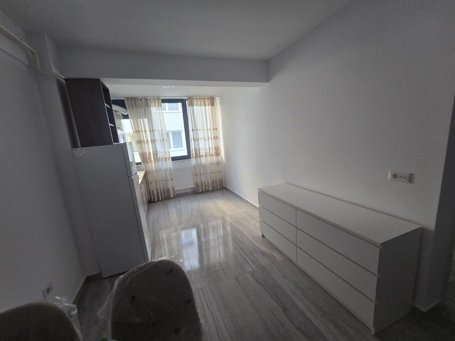 Închiriez apartament. Gheorghe Enescu