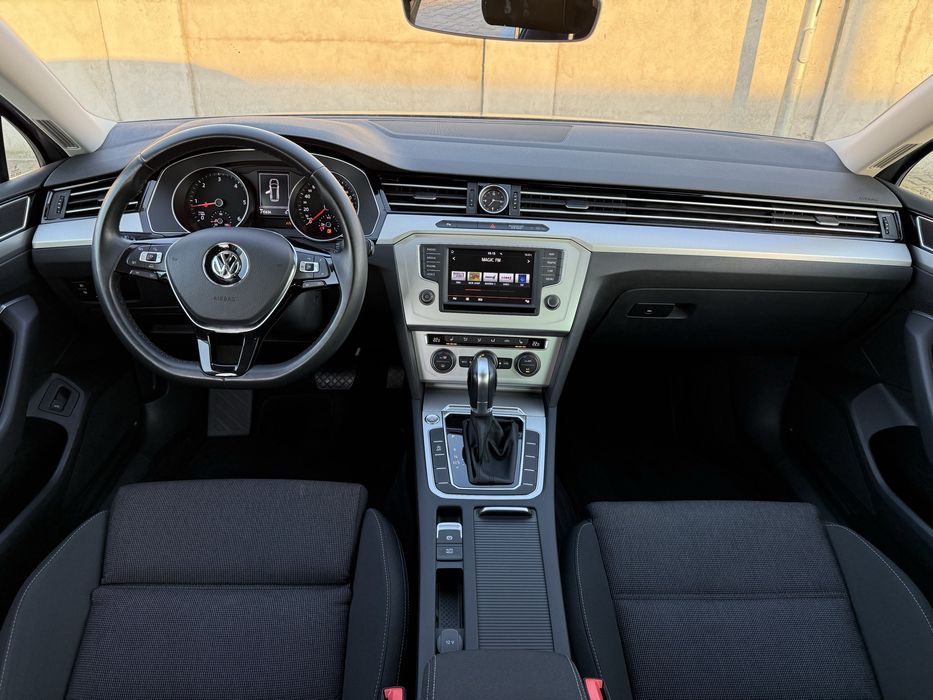 Vw Passat 2.0 150 Cp DSG•Faruri Metrix•Navi•Acc