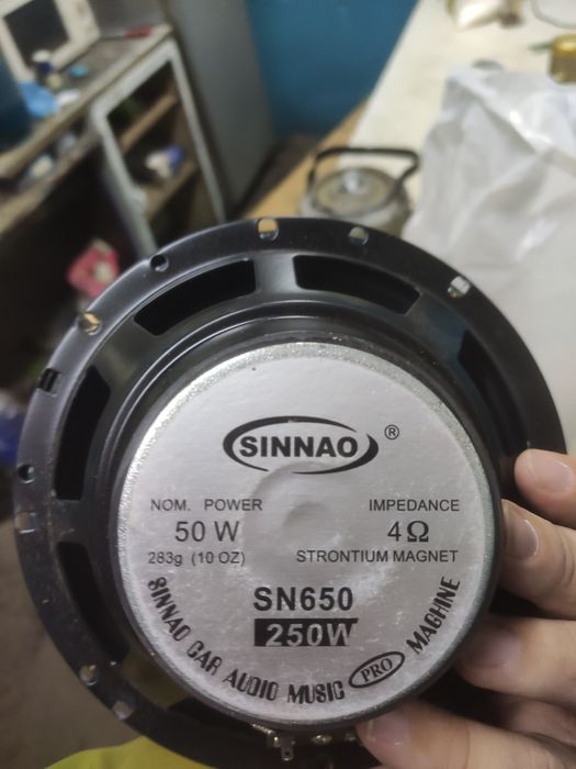 Продаю колонки в машину