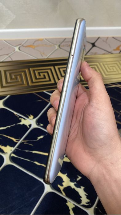 Oppo Reno 2z срочно