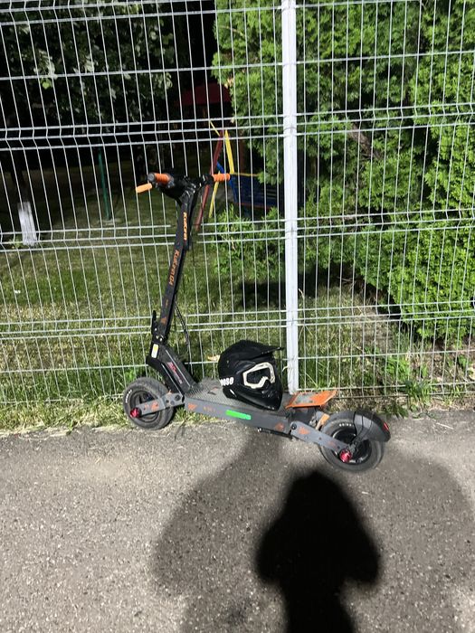 Vând kukirin g4