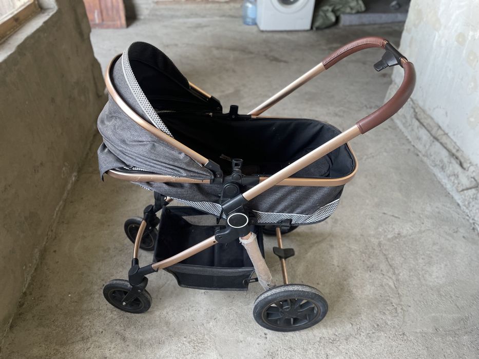 Продам коляску